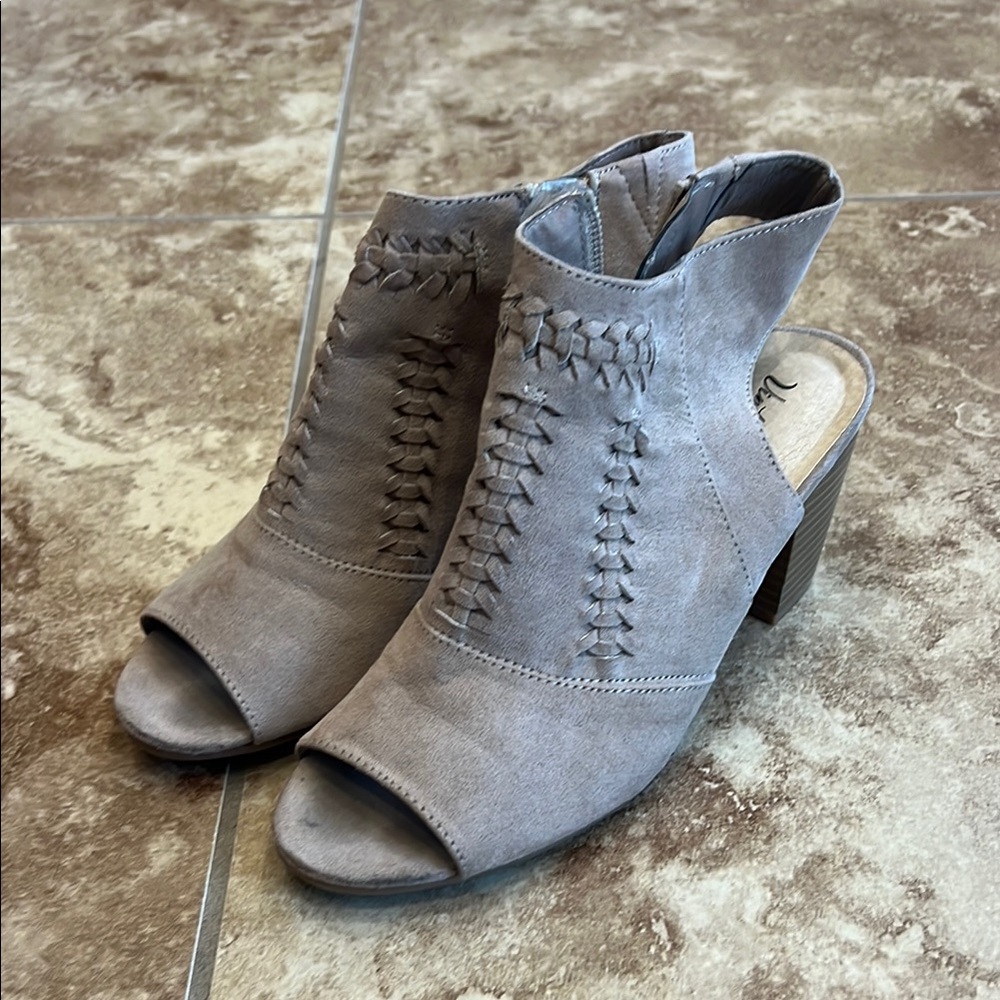 Gray Woven Detail Ankle Booties with Stacked Heel